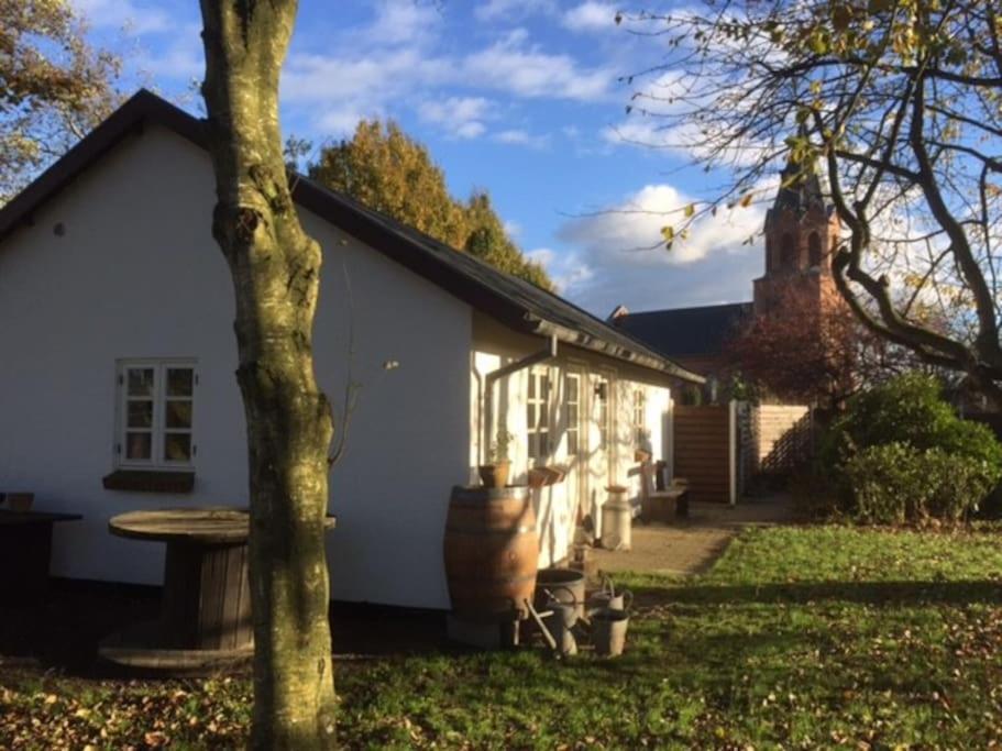 Idyllisk Anneks, Hvor Lejer Har Eget Hus. Villa Vejle Exterior foto